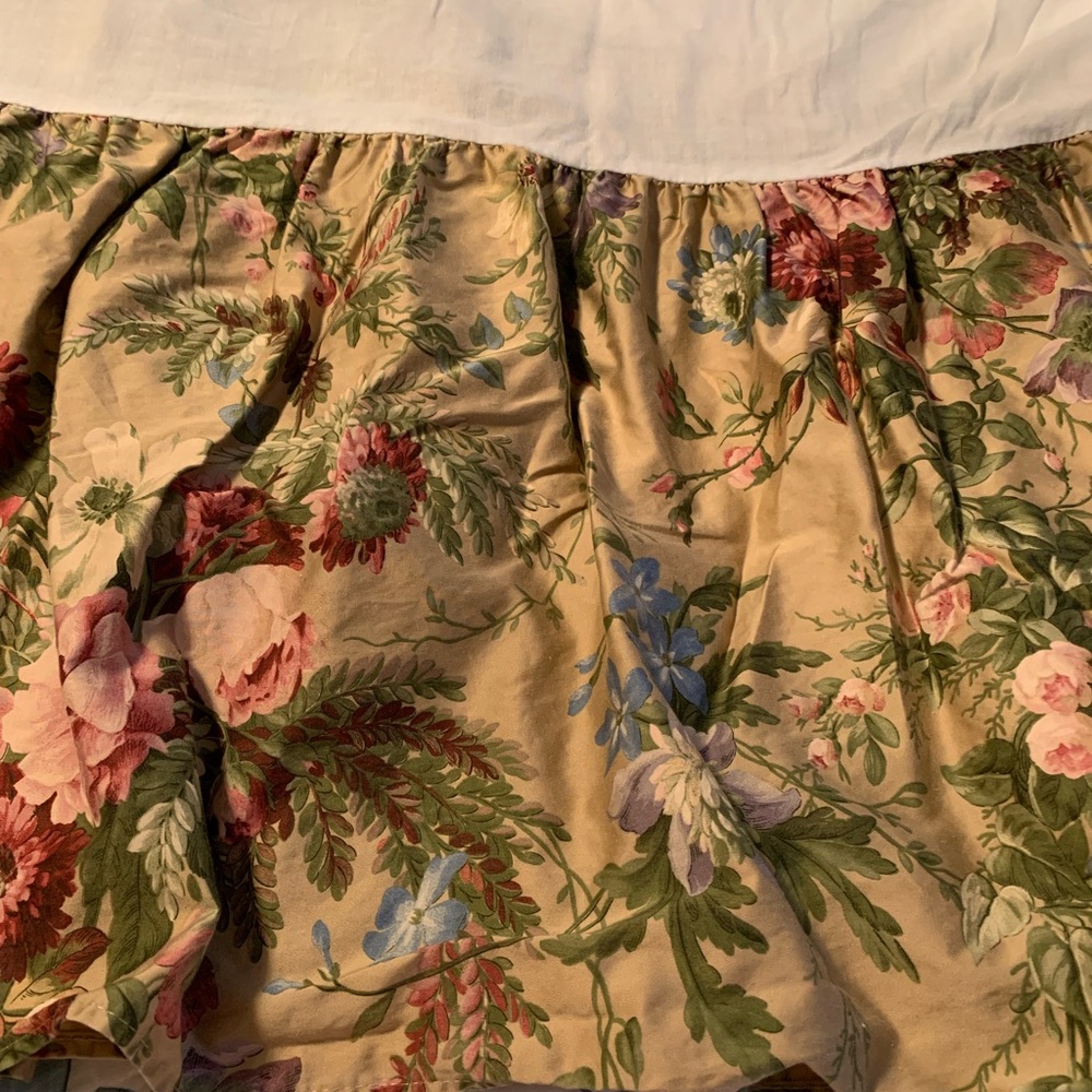 Vintage Ralph Lauren Floral bed skirt